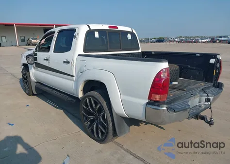 2013 Toyota Tacoma Double Cab Prerunner z USA, uszkodzony, nr VIN 5TFJU4GN7DX042163